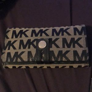 Michael Kors wallet